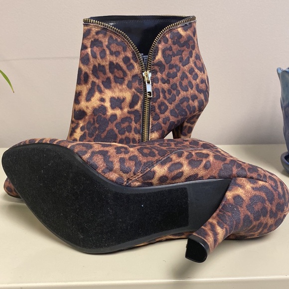 Bootie - Picture 2 of 3